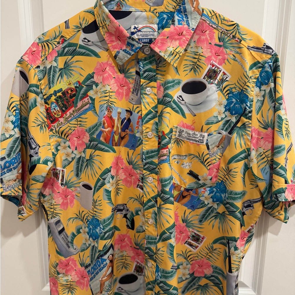 Tori Richard Yellow and Pink Casual Button Down Shirt with Tropical Print